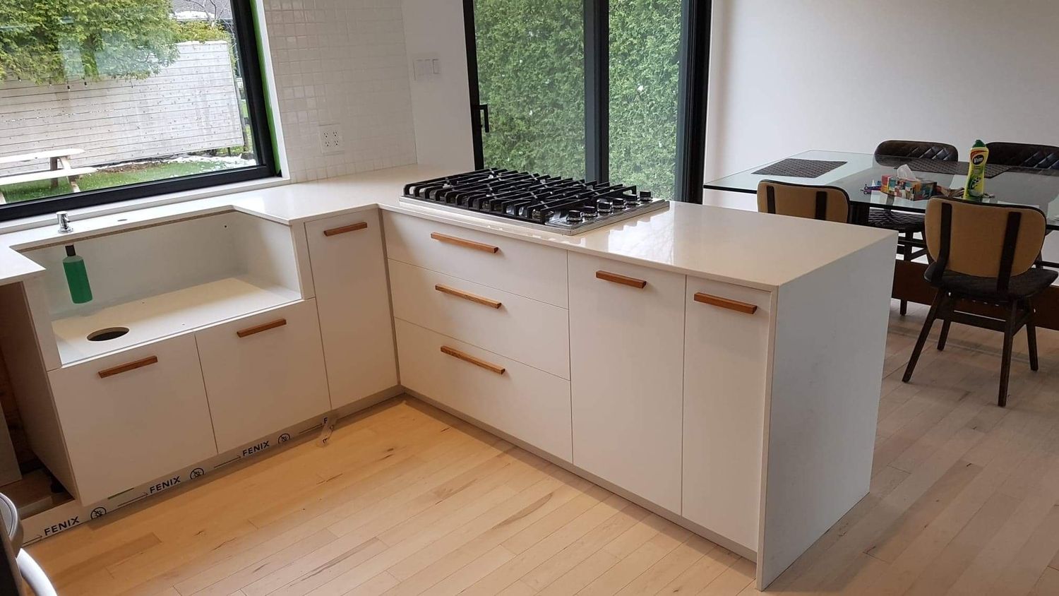 Cuisine d'un projet de Armoires de cuisine près de Montréal/Laval/Longueuil (Grand Montréal) de MATPEL ébénisterie écologique inc.