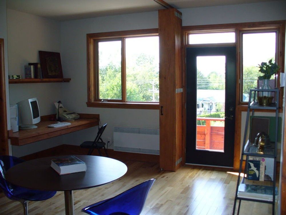 Home Office from a Single family homes project near Montreal (Greater Montreal) by Studioarch