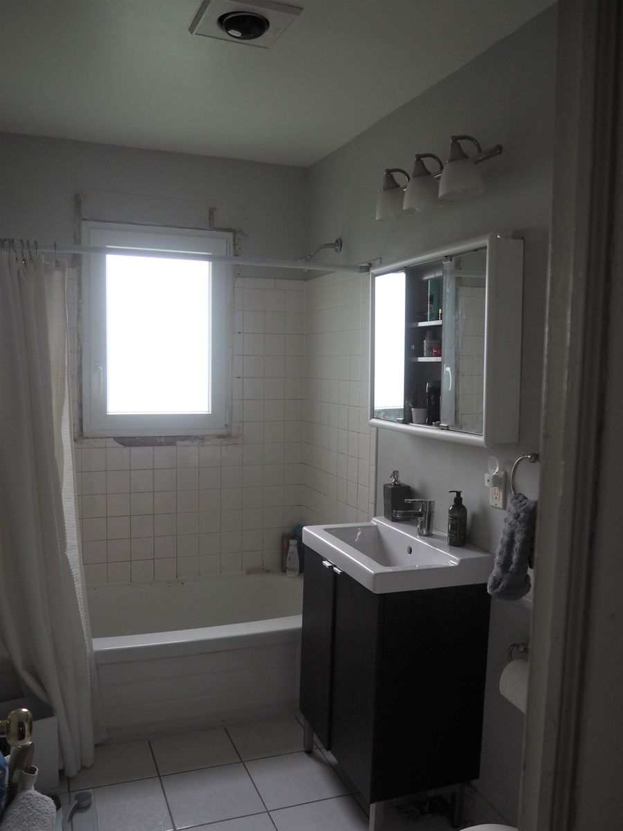  from a Bathrooms project near Toronto (Greater Toronto) by Soulier Design Studio