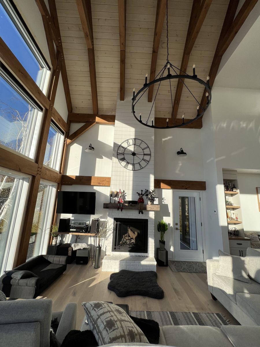 Living Room from a Second Floor Additions project near Sherbrooke (Estrie) by Construction Latulippe