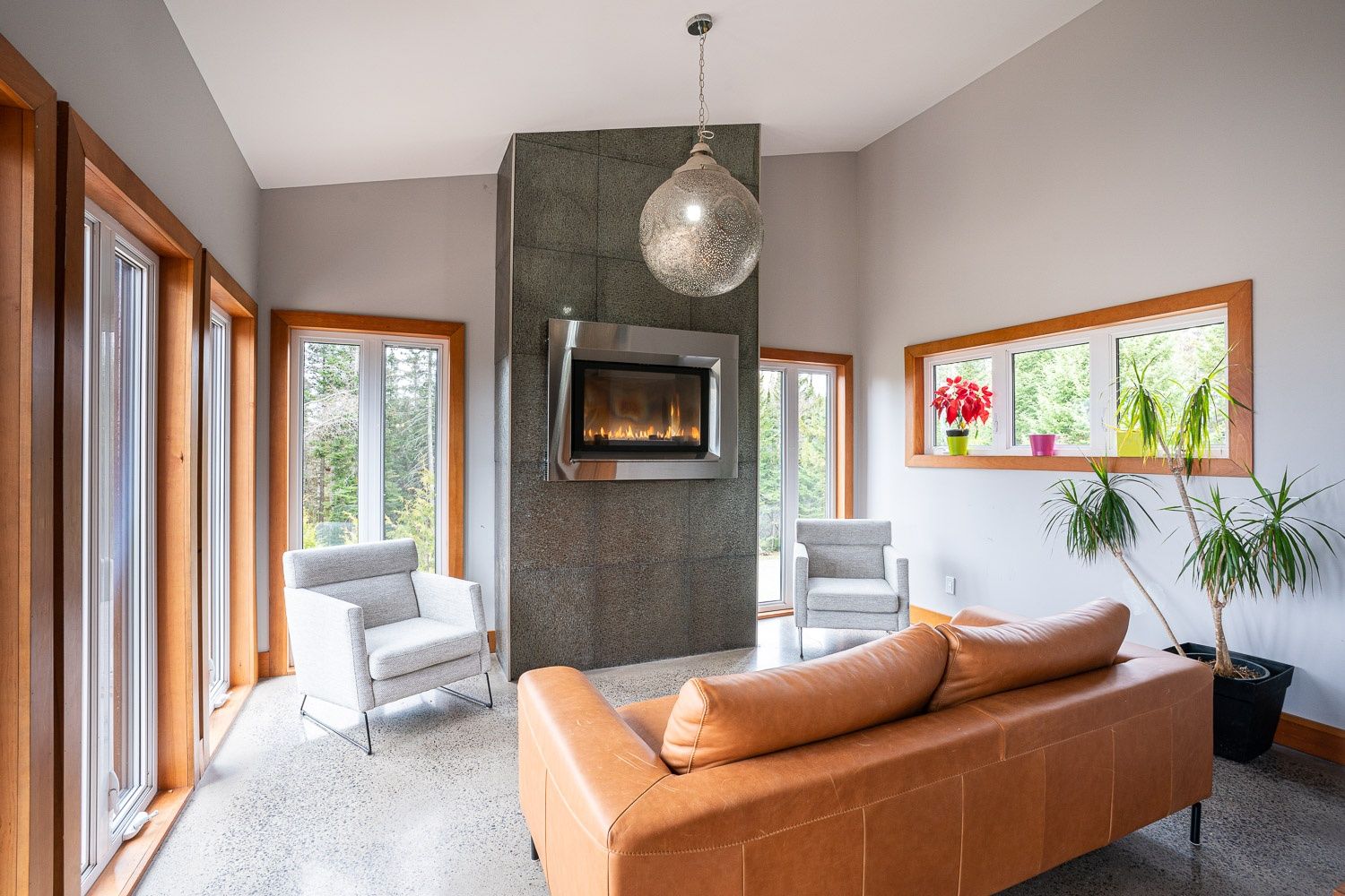 Living Room from a Single family homes project near Saint-Jerome (Laurentides) by Toundra construction