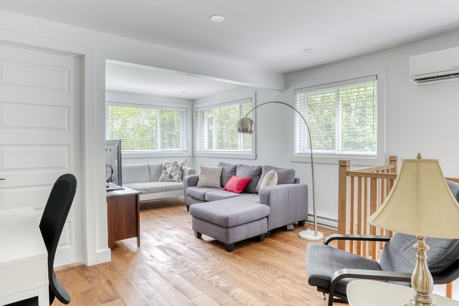 Salle familiale d'un projet de Agrandissements de maison près de Joliette (Lanaudière) de Construction Youri Durand inc.