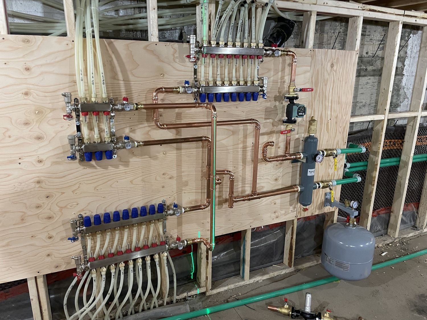 Building mechanicals from a Condensing Boilers project near Montreal (Greater Montreal) by Thermo-Rad inc