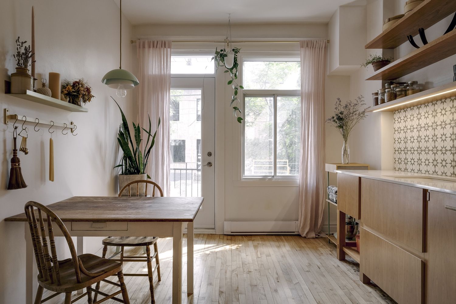 Cuisine d'un projet de Cuisines près de Montréal/Laval/Longueuil (Grand Montréal) de Maison Fauves