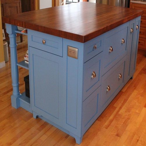 Kitchen from a Natural plasters project near Montreal (Greater Montreal) by Prato-Verde, Natural Wood Finishing Oils