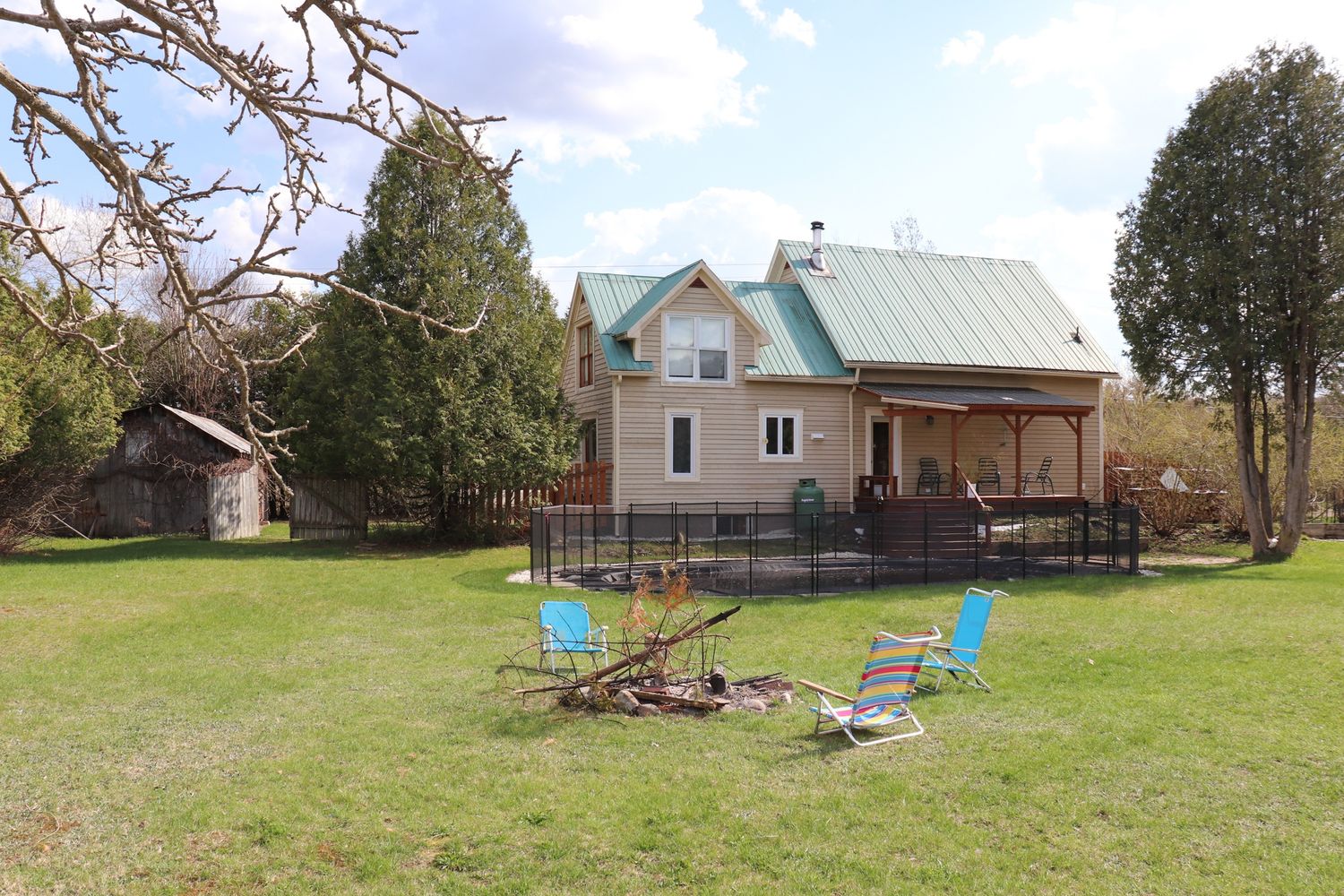 Garden from a Single family homes project near Sherbrooke (Estrie) by Claire Derome • courtière en immobilier résidentiel