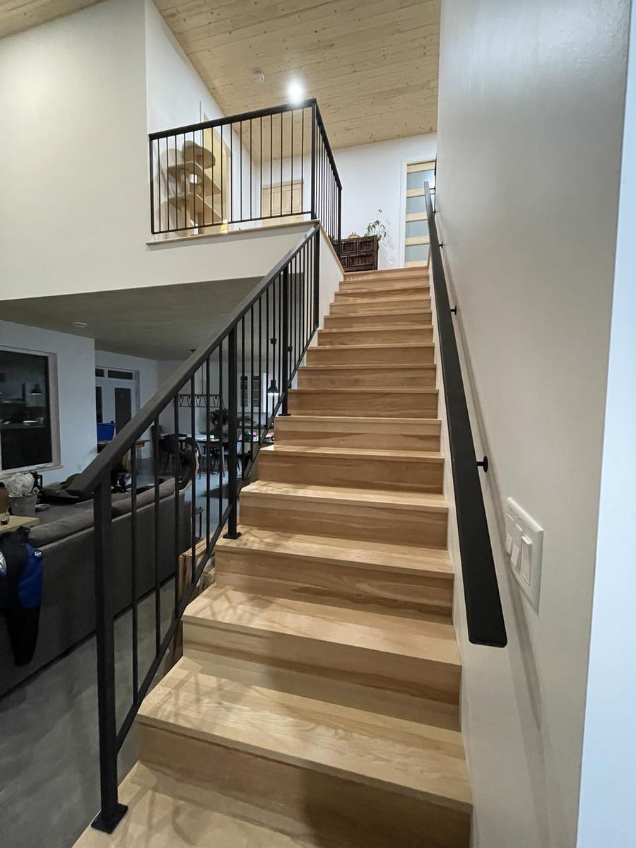 Escaleras de un proyecto de tipo Viviendas unifamiliares cerca de Rimouski (Bas-Saint-Laurent) por ORIGINE Écoconstruction inc.