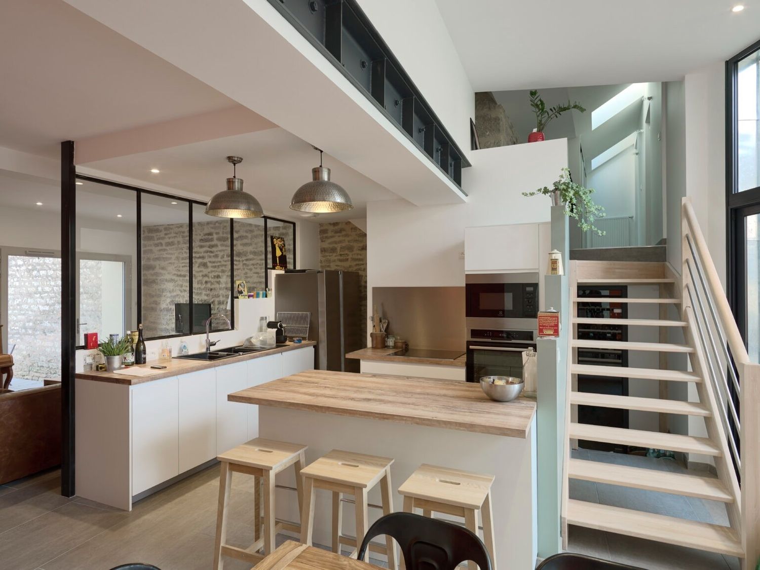 Cuisine d'un projet de Maisons unifamiliales près de Saône-et-Loire (71) de Naos Atelier d’Architecture