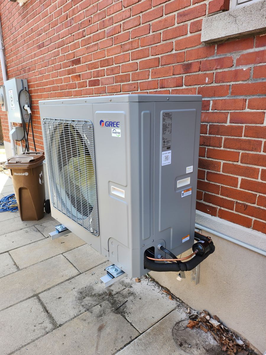 Instalaciones mecánicas de un proyecto de tipo Bombas de calor cerca de Montreal (Gran Montreal) por DB climatisation