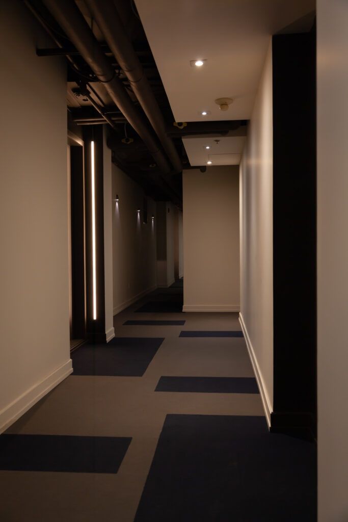 Hall from a Interior Design and Layout project near Montreal (Greater Montreal) by Zaraté Lavigne Architectes