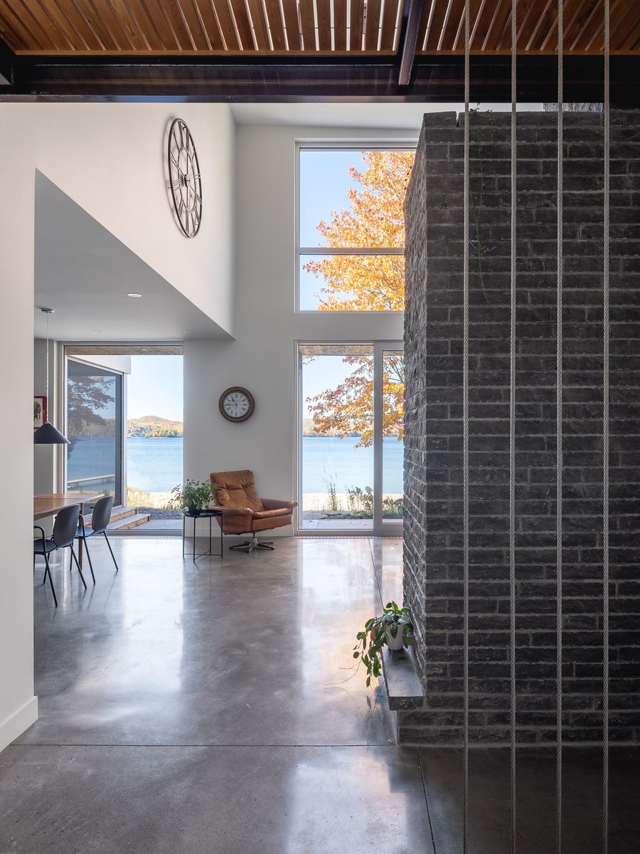 Hall from a Single family homes project near Gatineau (Outaouais) by Atelier L'Abri