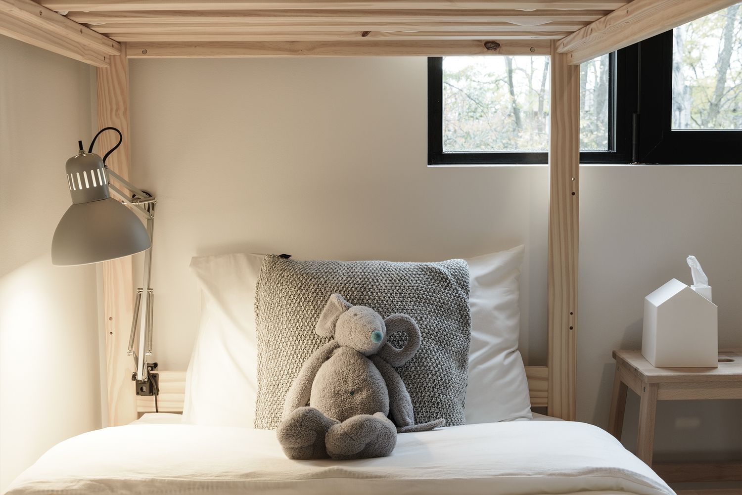 Dormitorio infantil de un proyecto de tipo Viviendas unifamiliares cerca de Montreal (Gran Montreal) por Stroph Architecture & Design