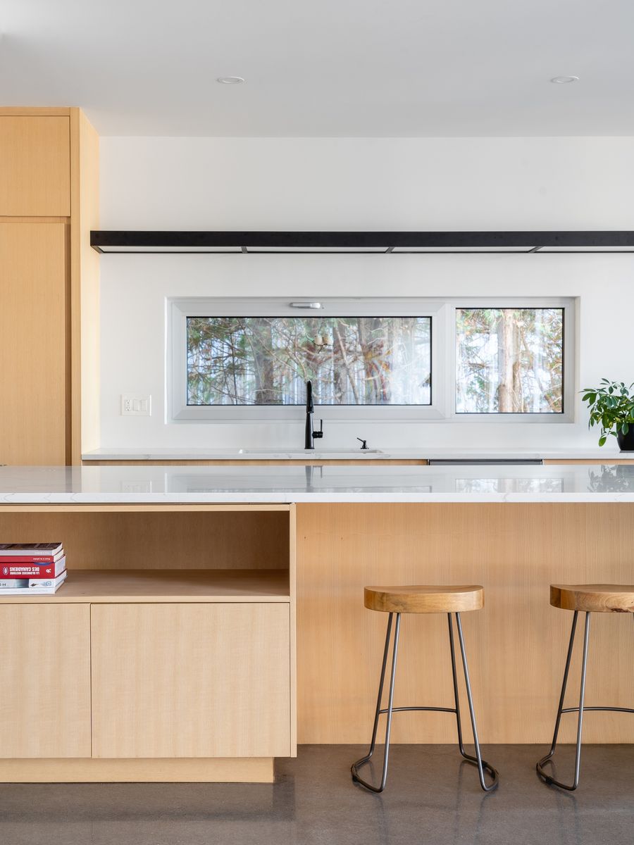Kitchen from a Single family homes project near Gatineau (Outaouais) by Atelier L'Abri