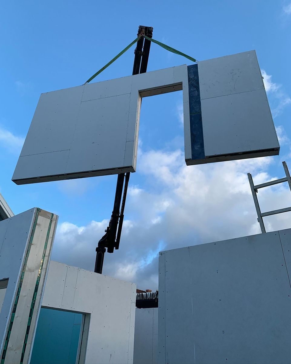 Structures et ossatures d'un projet de Maisons usinées et modulaires près de Whitehorse de Tree House