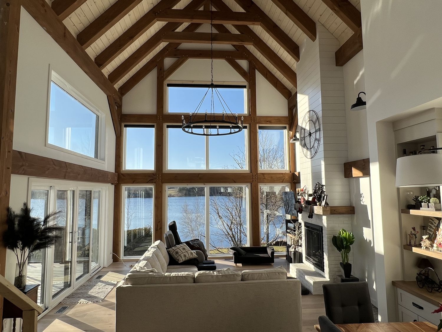 Living Room from a Second Floor Additions project near Sherbrooke (Estrie) by Construction Latulippe