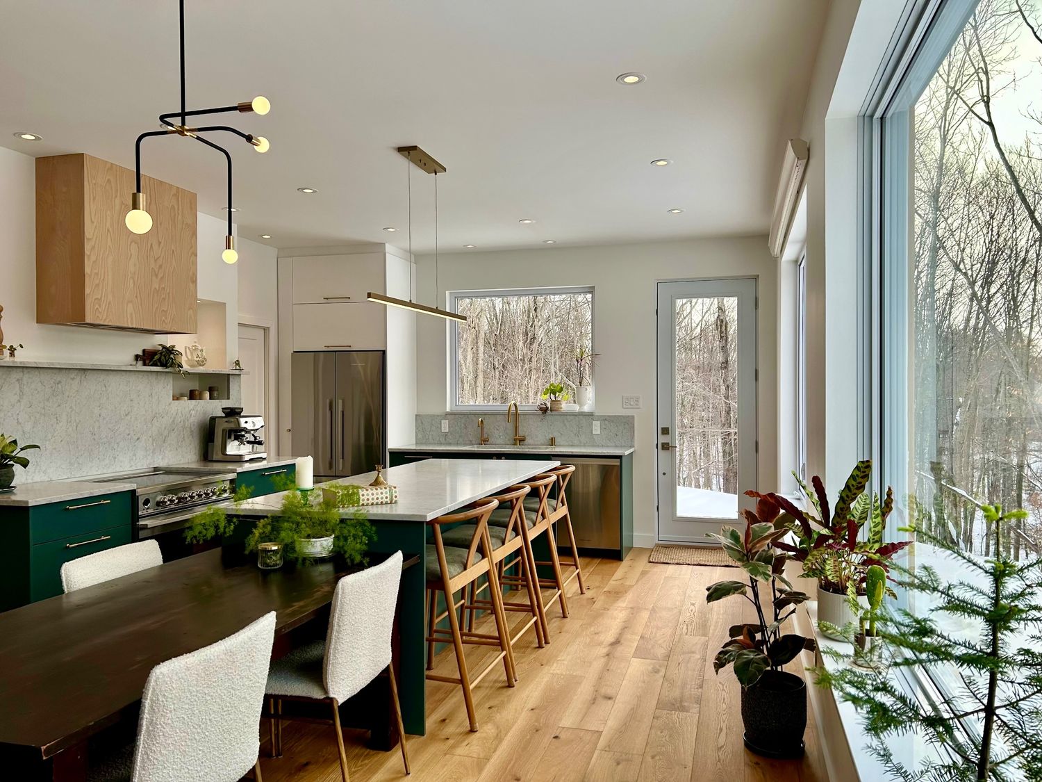 Kitchen from a Single family homes project near Saint-Jerome (Laurentides) by Toundra construction