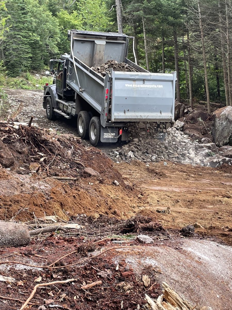 Trabajos de paisajismo de un proyecto de tipo Viviendas unifamiliares cerca de Joliette (Lanaudière) por Les Constructions du Patrimoine J.S. INC.