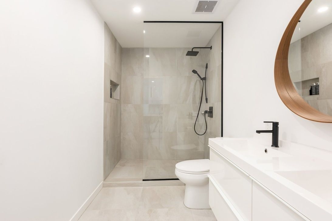 Bathroom from a Single family homes project near Montreal (Greater Montreal) by psb