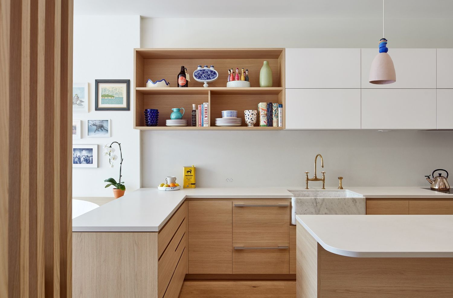 Kitchen from a Home extensions project near Toronto (Greater Toronto) by Dubbeldam Architecture + Design