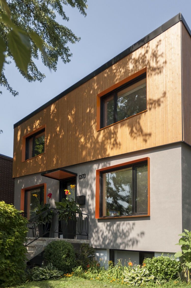 Fachada frontal de un proyecto de tipo Viviendas unifamiliares cerca de Montreal (Gran Montreal) por Rose Architecture