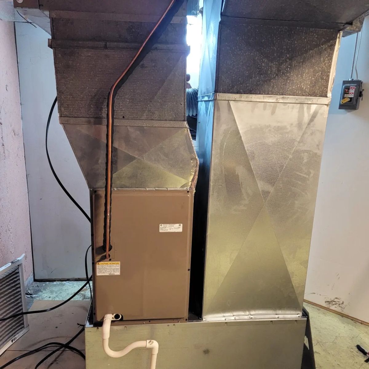 Building mechanicals from a Furnaces project near Montreal (Greater Montreal) by DB climatisation