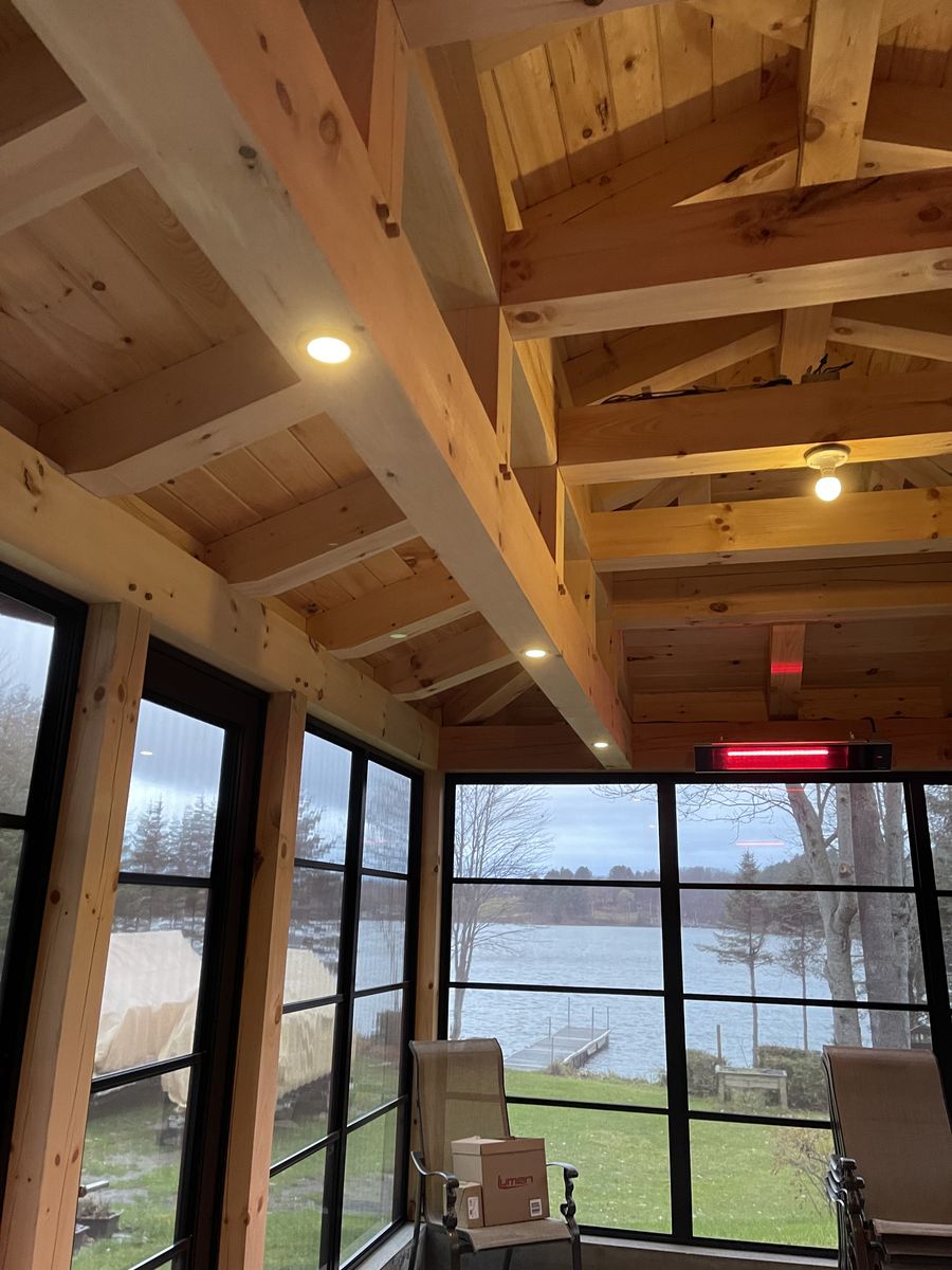 Terraza acristalada y solárium de un proyecto de tipo Patios, pérgolas y gazebos cerca de Sherbrooke (Estrie) por Construction Latulippe