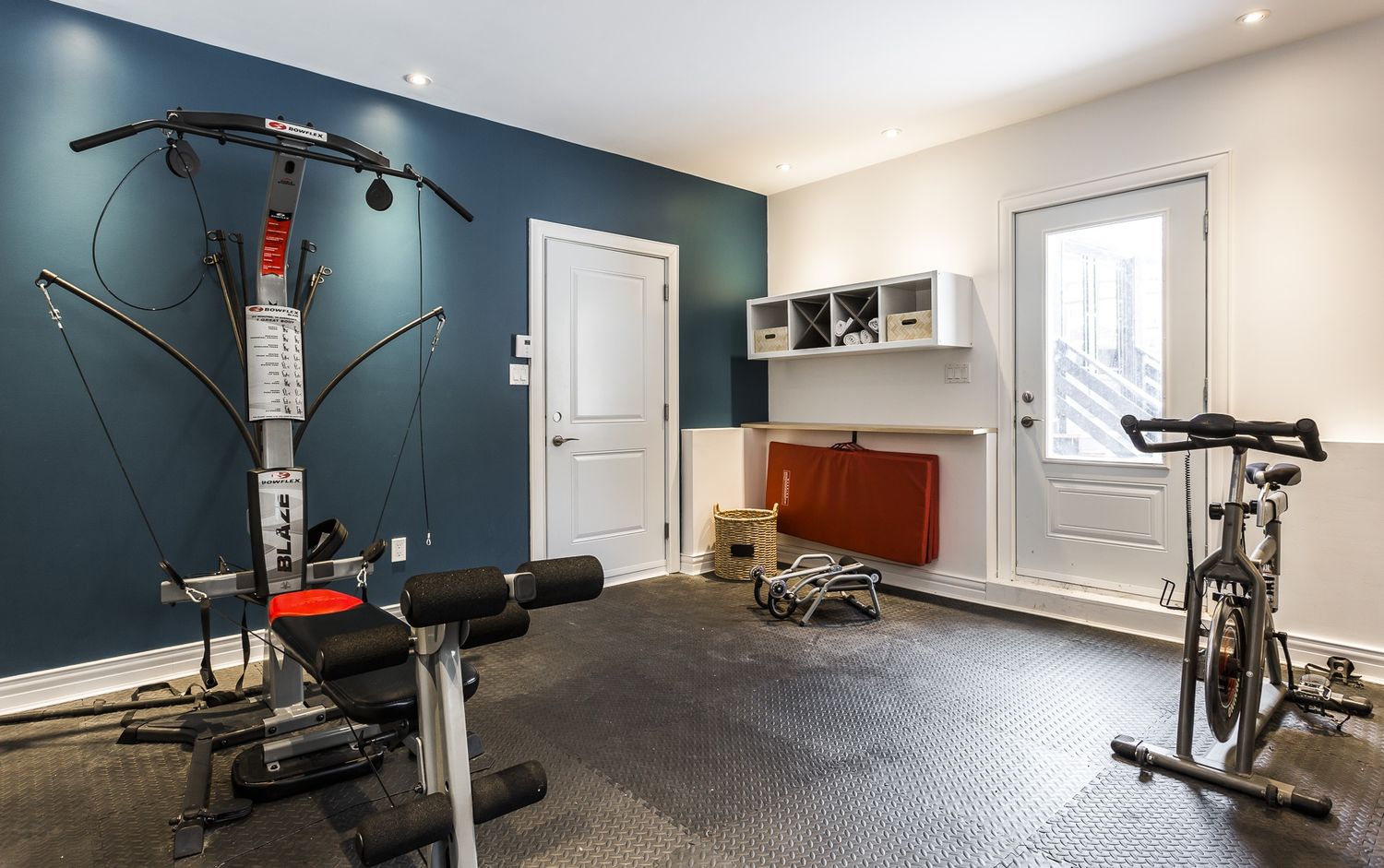 Salle de Sport d'un projet de Agrandissements de maison près de Saint-Jérôme/Blainville (Laurentides) de Mara Design