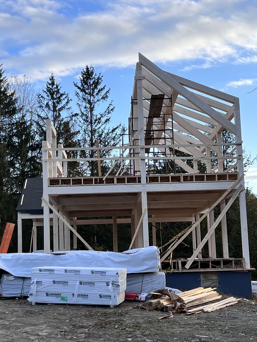 Wall Construction from a Solid wood frames project near Sherbrooke (Estrie) by Construction Latulippe