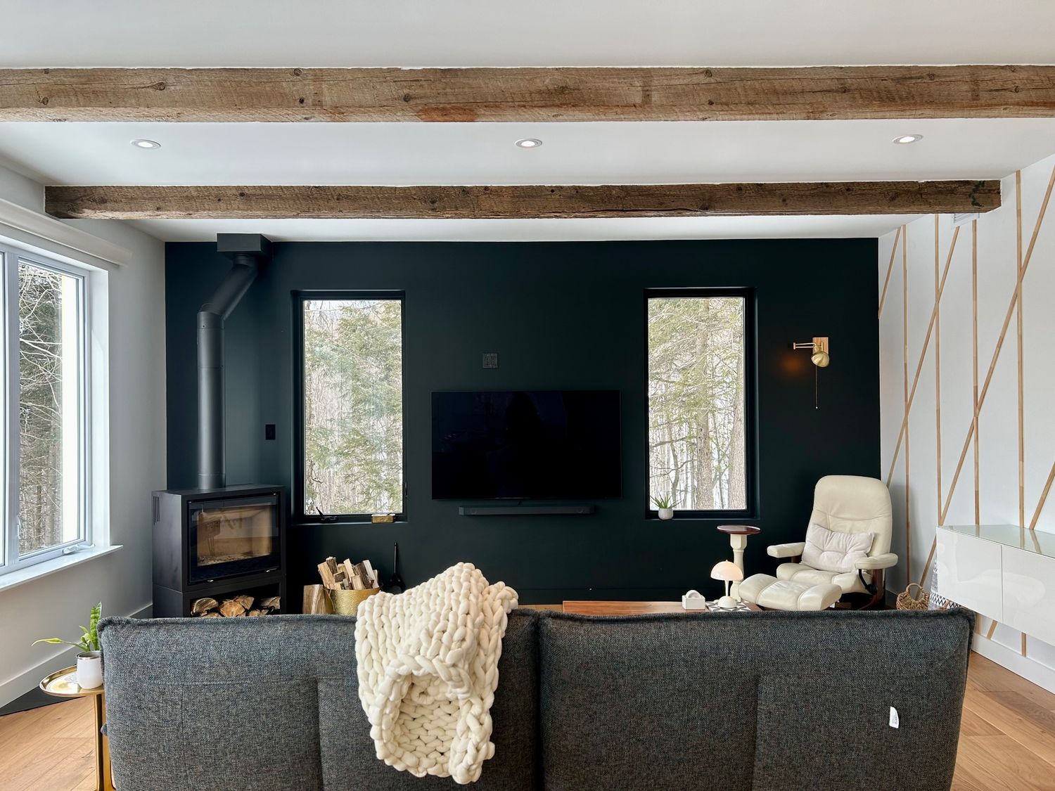 Sala de un proyecto de tipo Viviendas unifamiliares cerca de Saint-Jérôme (Laurentides) por Toundra construction