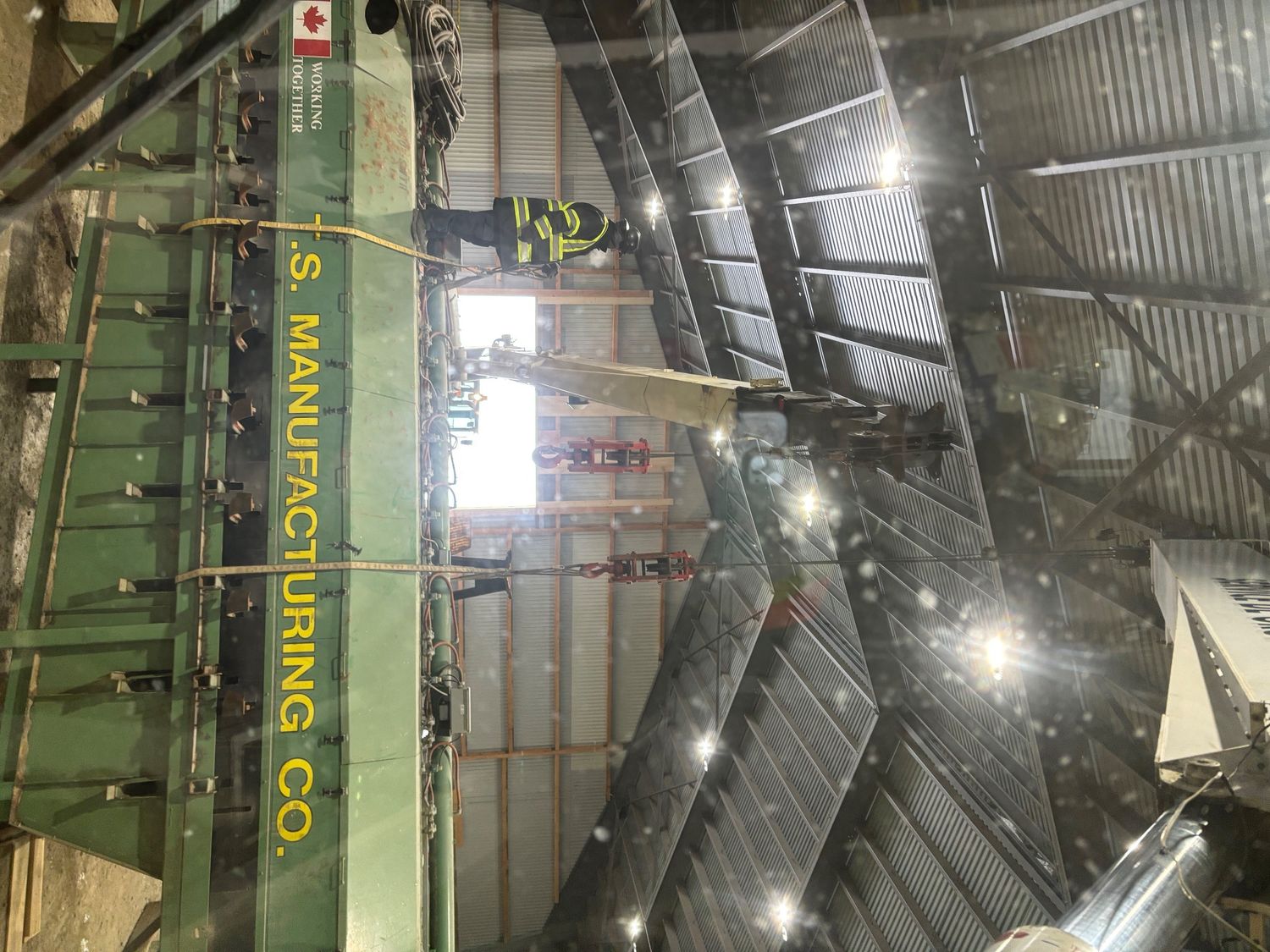 House Construction Exteriors from a Roof trusses project near Saint-Jean-sur-Richelieu (Montérégie) by Service de grues Drolet
