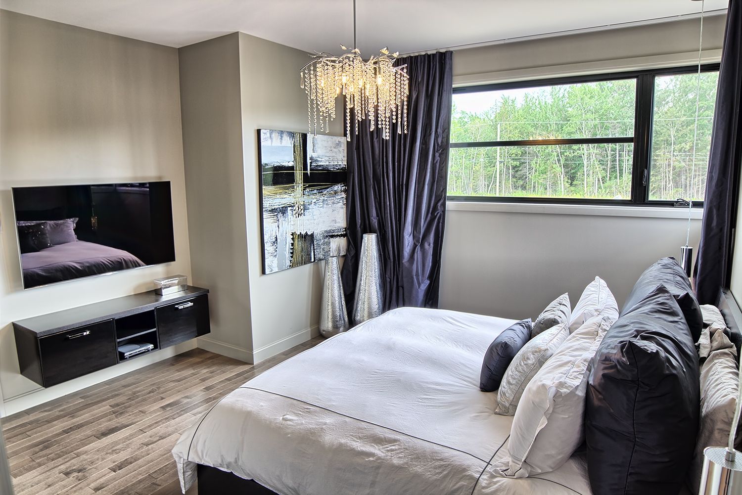 Bedroom from a Single family homes project near Quebec City - Levis by TEKpur Architecture