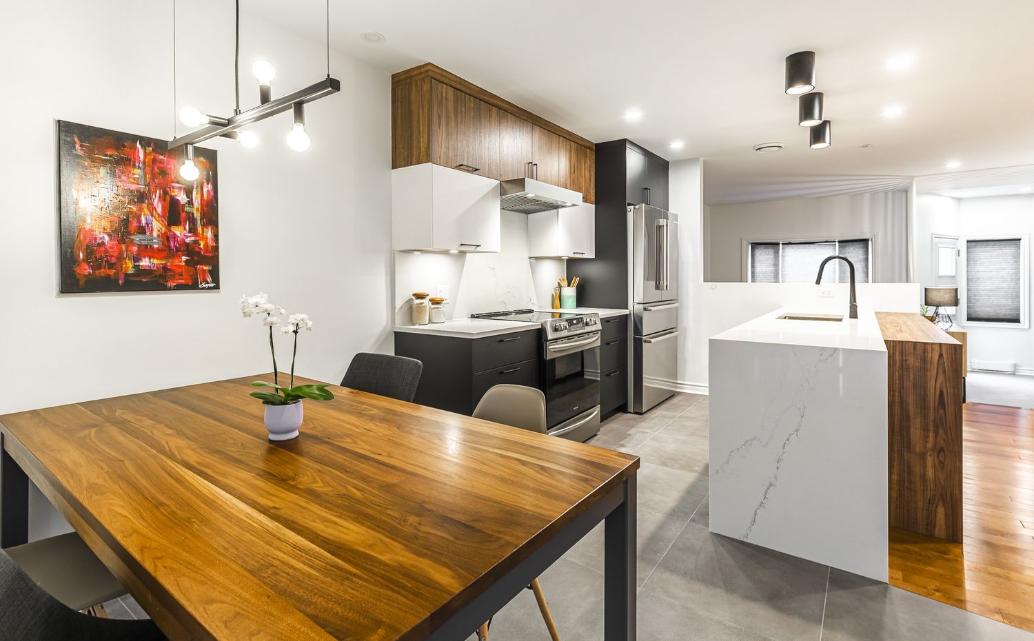 Dining Room from a Single family homes project near Montreal (Greater Montreal) by Mara Design