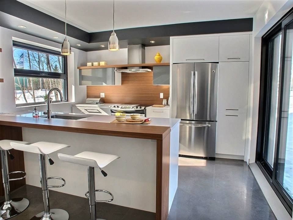 Kitchen from a Real Estate Developments project near Trois-Rivières (Mauricie) by Écodomaine des Forges