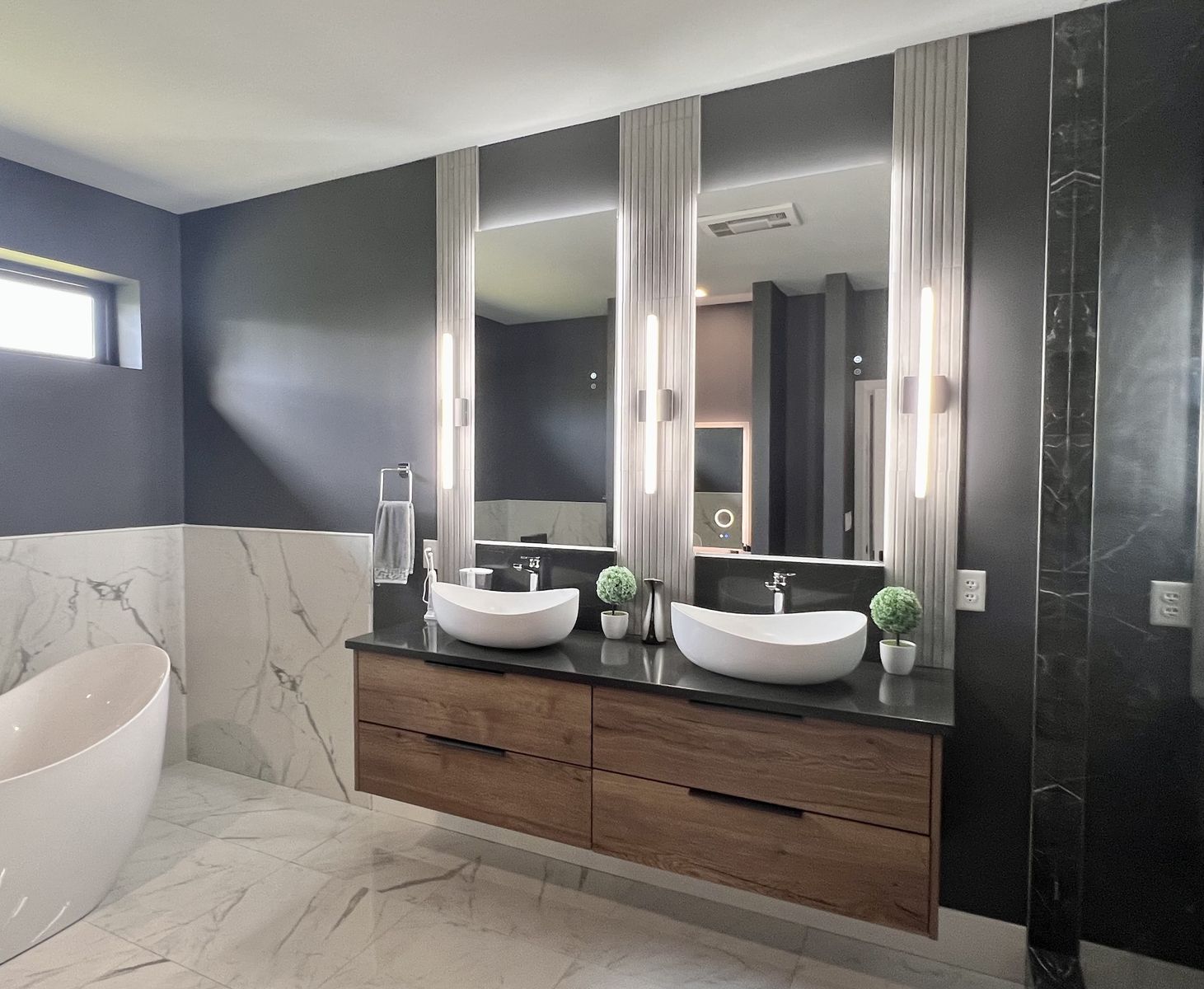 Salle de bain d'un projet de Photographie d'architecture près de Springfield - Peoria de MC Modern Concepts Inc