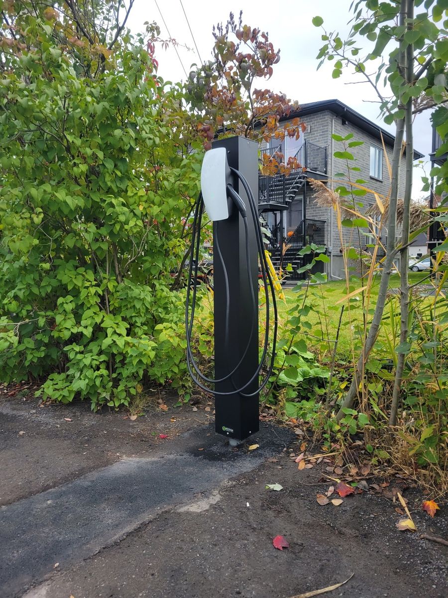 Mécanique du bâtiment d'un projet de Borne de recharge pour véhicules électriques près de Montréal/Laval/Longueuil (Grand Montréal) de GCD ÉNERGIE INC