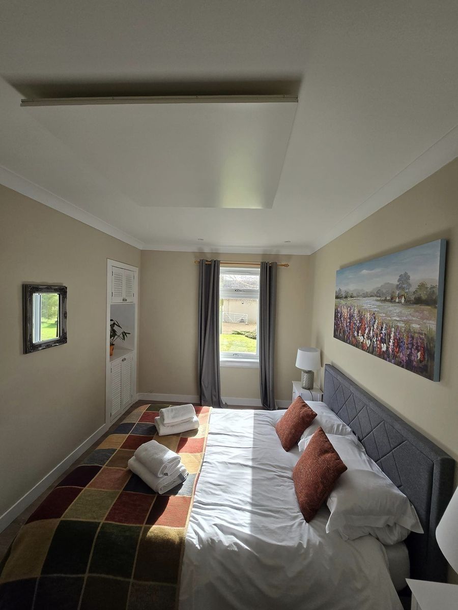 Bedroom from a Electric space heaters project near New York-Newark-Jersey City by Scottish Energy Saving