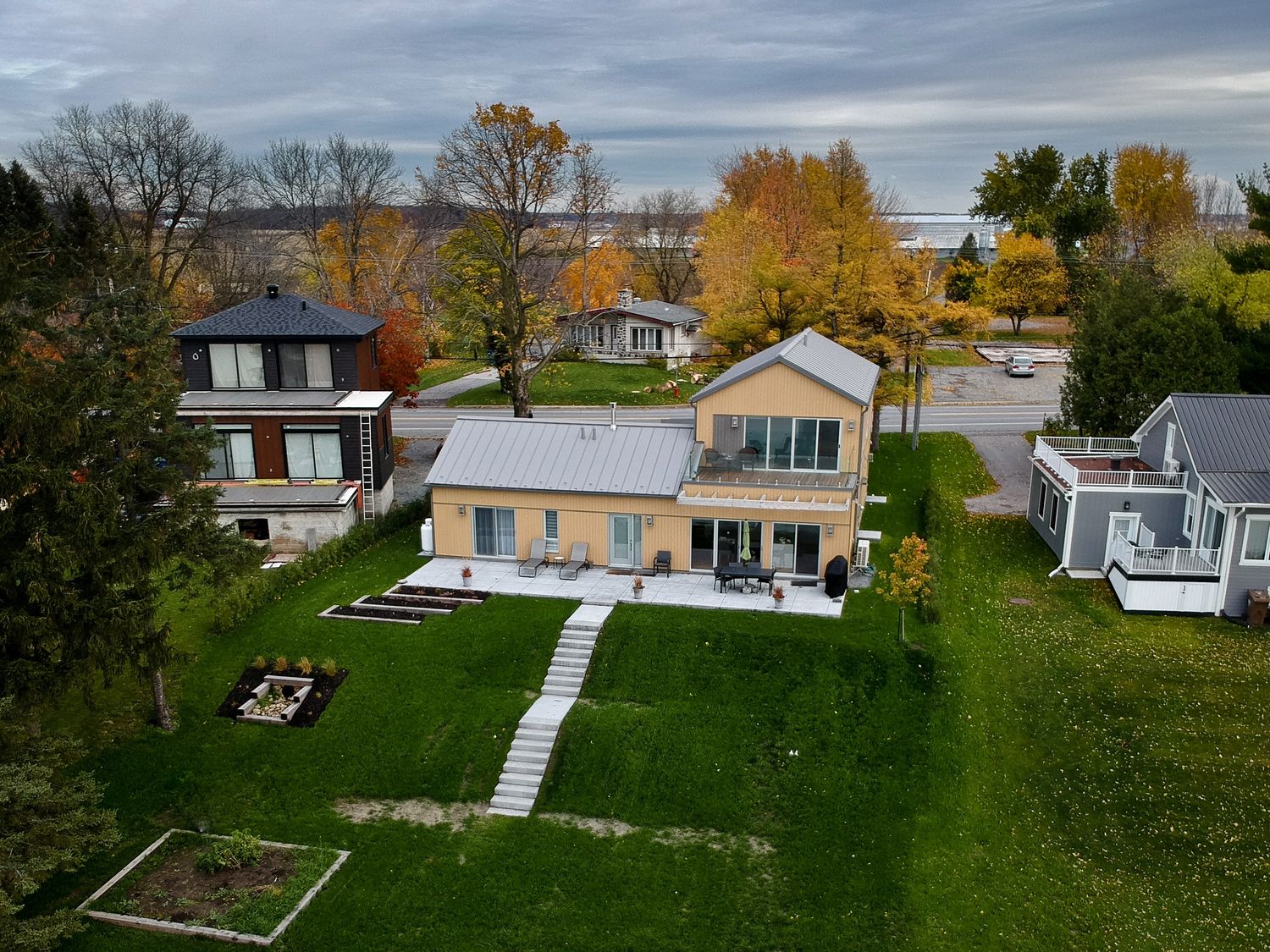 Vue aérienne d'un projet de Maisons unifamiliales près de Saint-Jérôme/Blainville (Laurentides) de Noveco Entrepreneur général