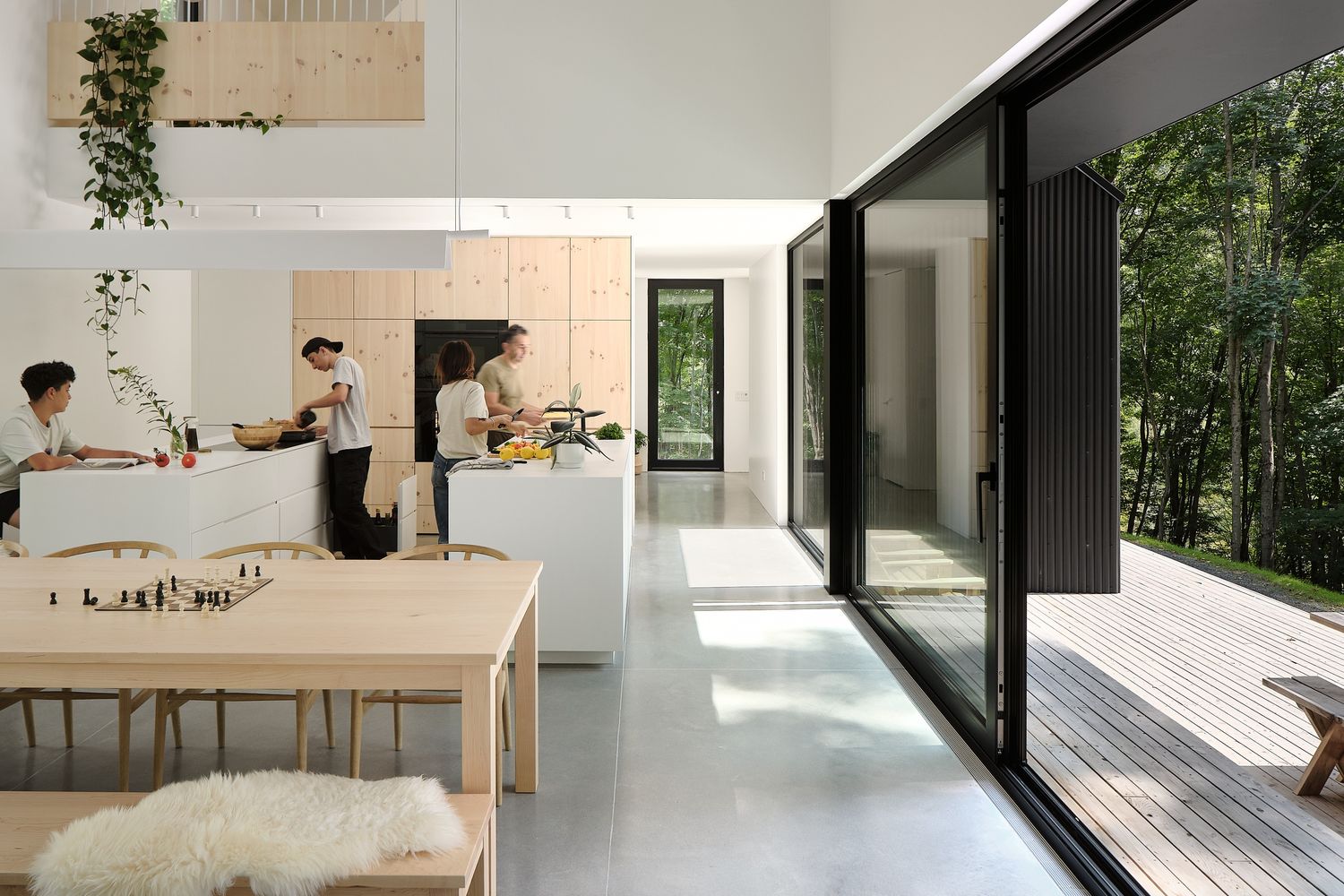 Pasillo interior de un proyecto de tipo Viviendas unifamiliares cerca de Granby - Bromont - Cowansville por Stroph Architecture & Design