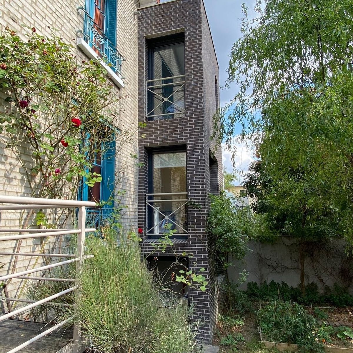 Acabado exterior de un proyecto de tipo Viviendas unifamiliares cerca de París (75) por Serero Architectes
