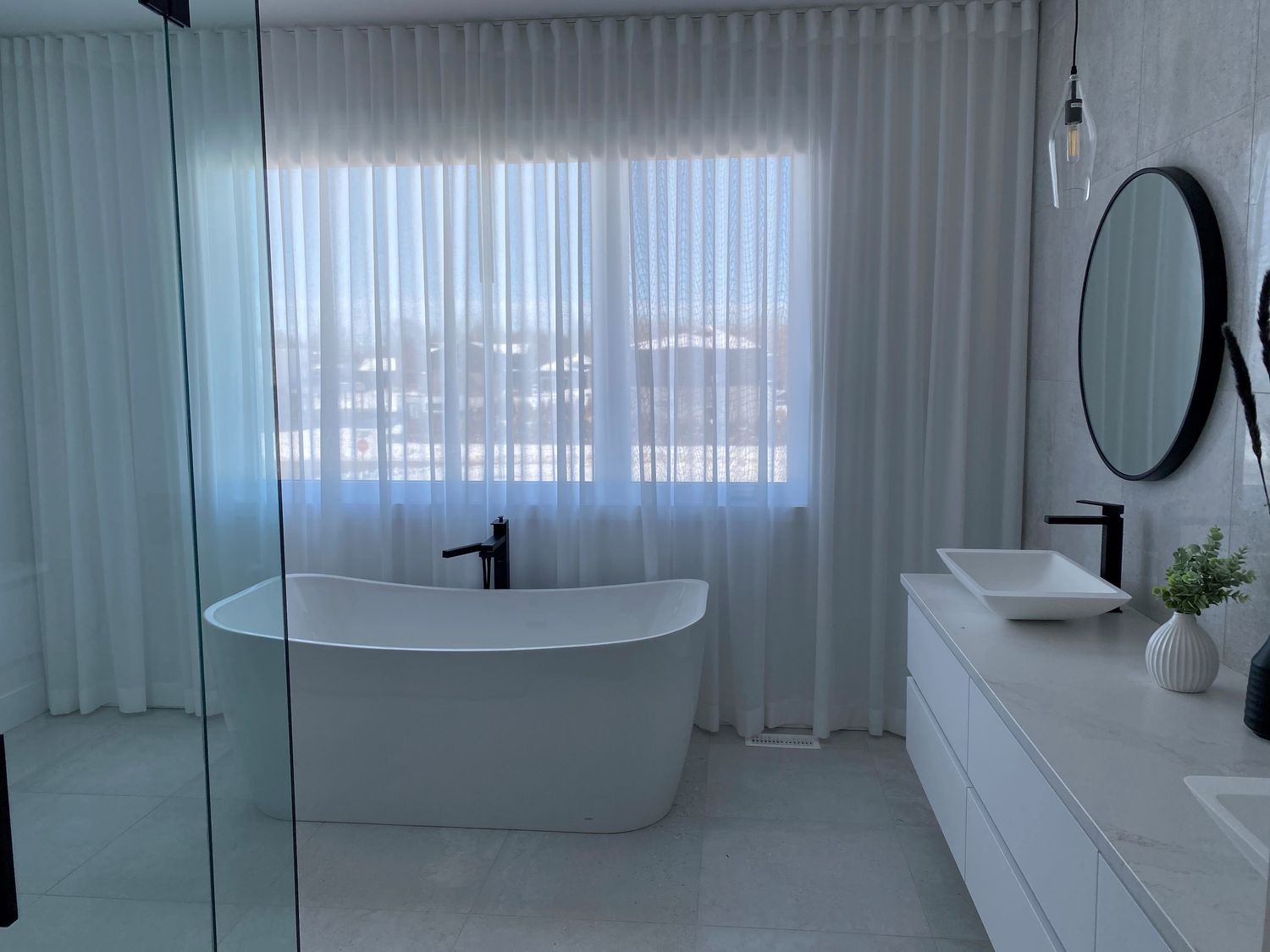 Baño completo de un proyecto de tipo Viviendas unifamiliares cerca de Granby - Bromont - Cowansville por GAÉTAN SIROIS CONSTRUCTION INC