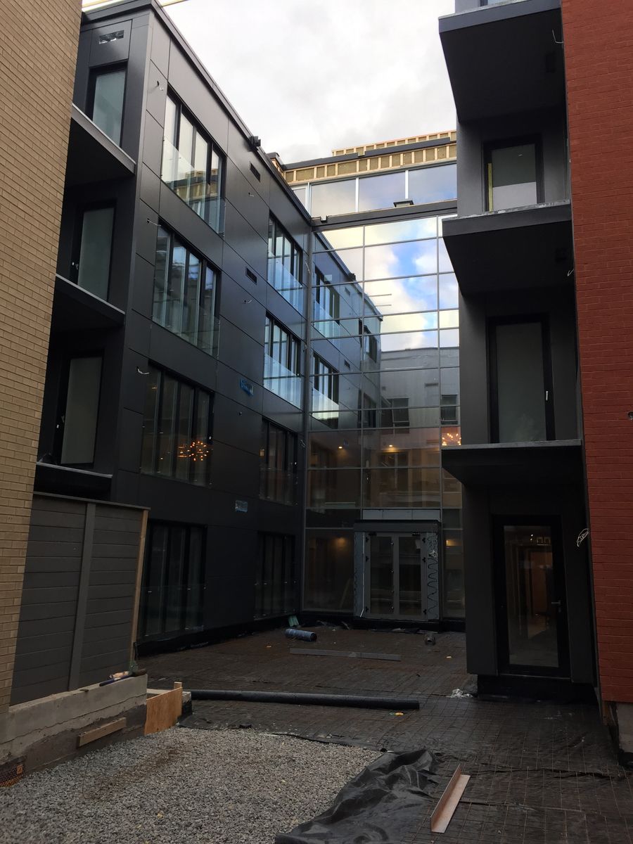 Travaux - Extérieur d'un projet de Condos et logements près de Montréal/Laval/Longueuil (Grand Montréal) de construction F Gagné et fils inc