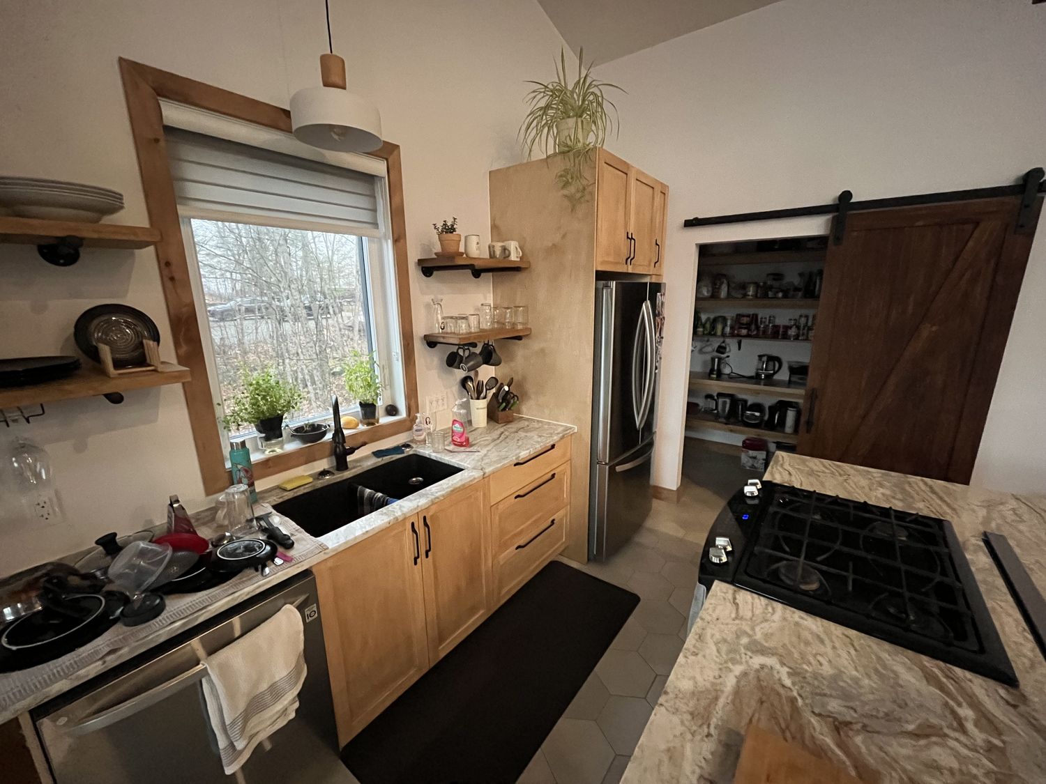 Cocina de un proyecto de tipo Viviendas unifamiliares cerca de Gatineau (Outaouais) por Dsconstruction