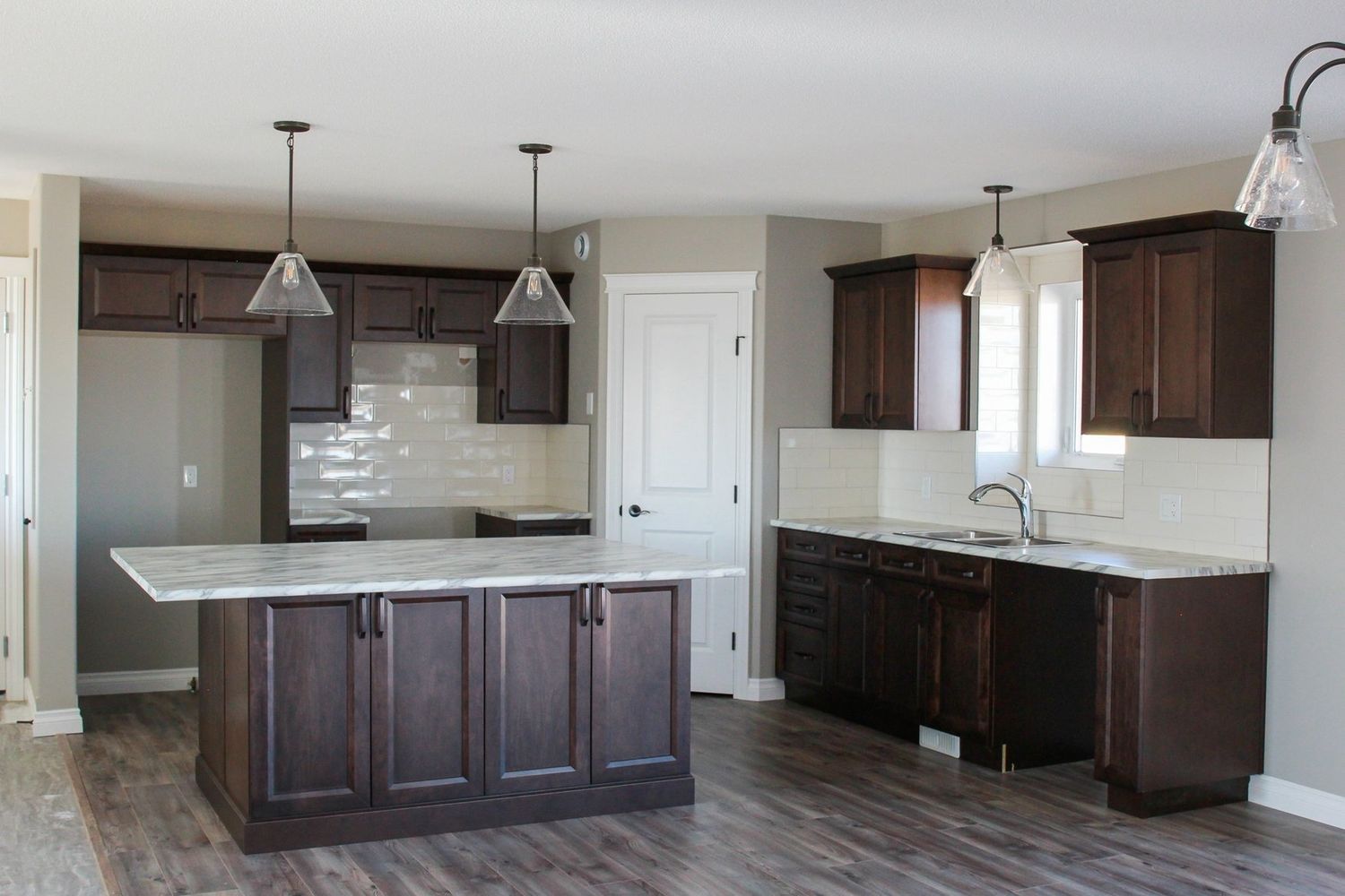 Travaux - Intérieur d'un projet de Maisons usinées et modulaires près de Calgary de Nelson Homes