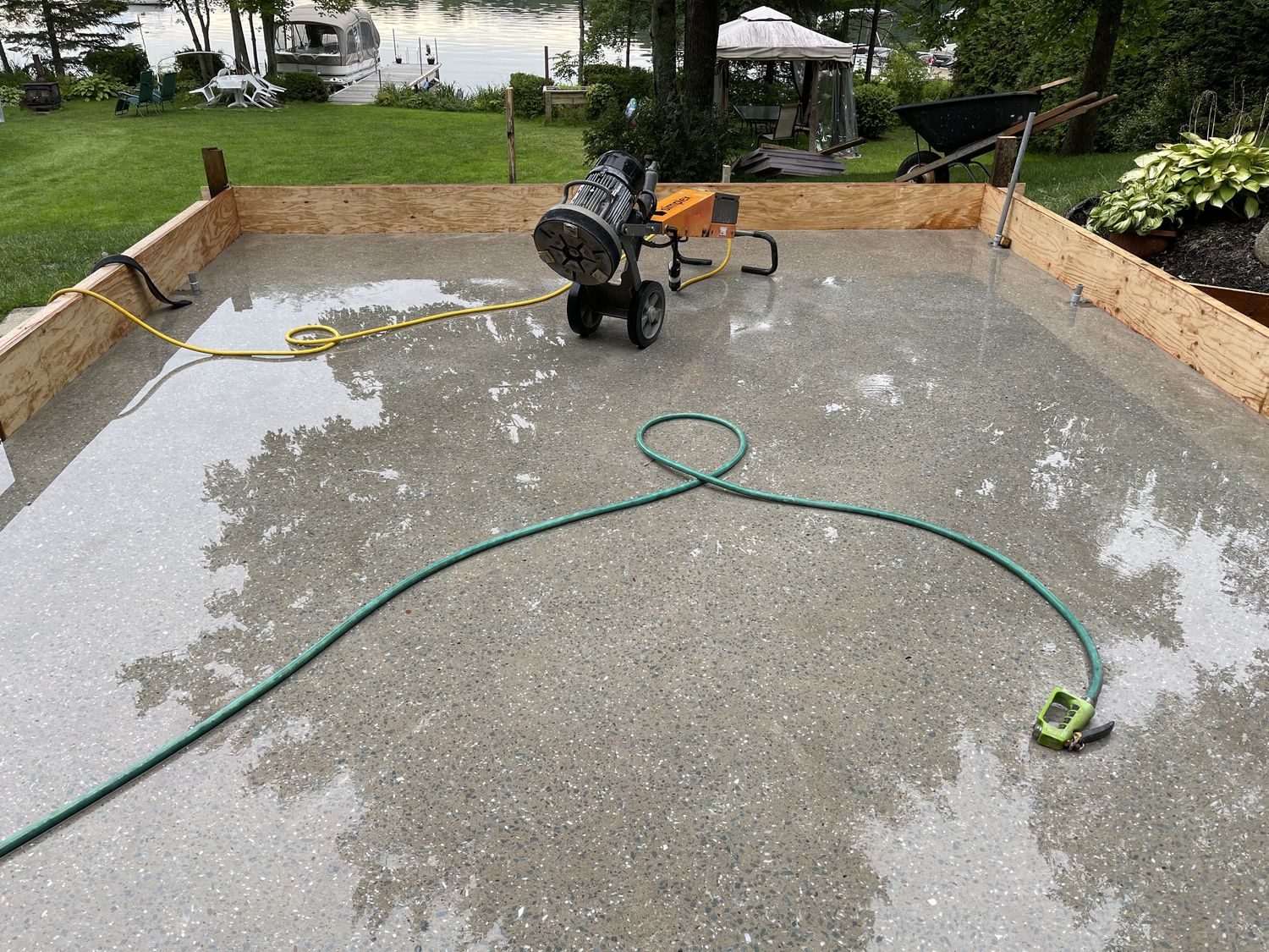 Cimientos y espacios de arrastre de un proyecto de tipo Patios, pérgolas y gazebos cerca de Sherbrooke (Estrie) por Construction Latulippe