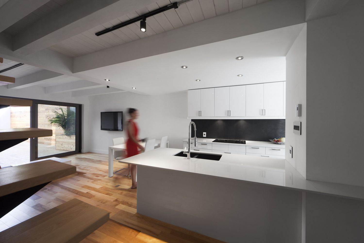Kitchen from a Home extensions project near Montreal (Greater Montreal) by Les Constructions Max Larocque inc.
