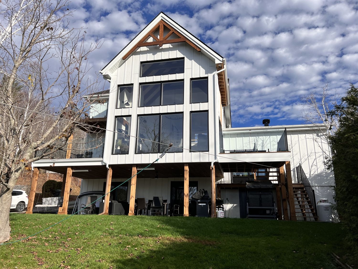 Backyard from a Second Floor Additions project near Sherbrooke (Estrie) by Construction Latulippe