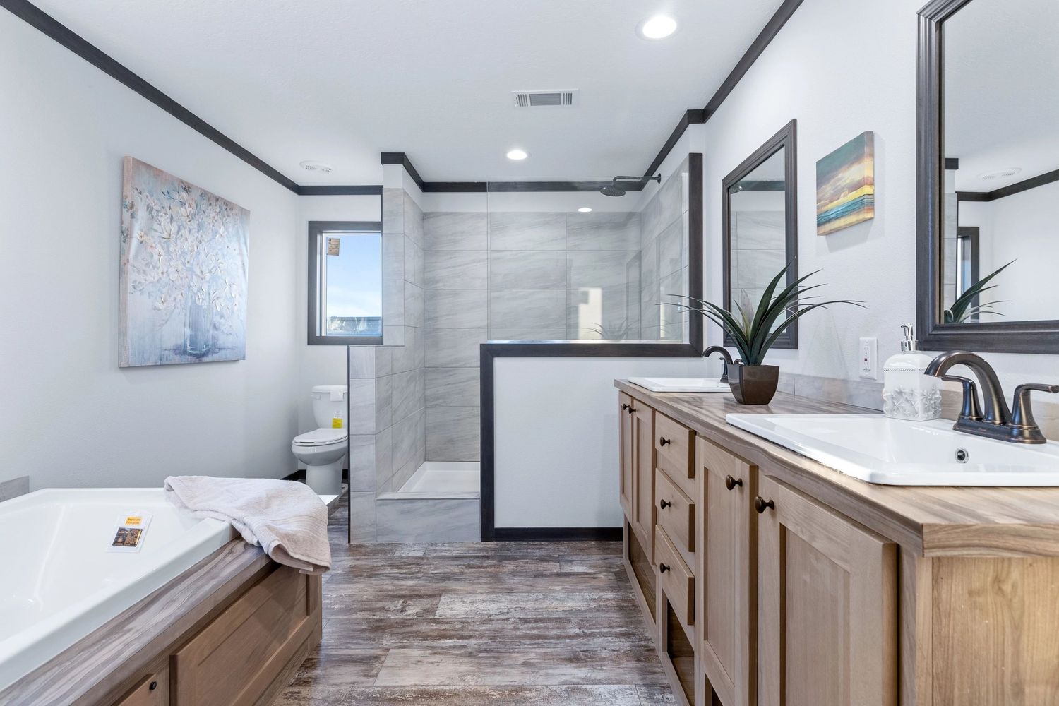 Bathroom from a Prefab and Modular Houses project near San Francisco Bay by Clayton Homes