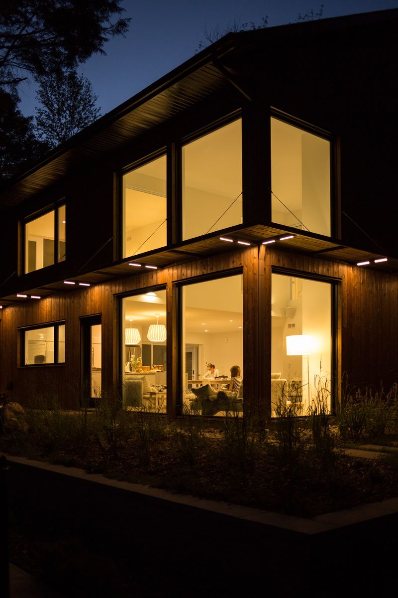 Backyard from a Single family homes project near Sherbrooke (Estrie) by UrbanEco Construction