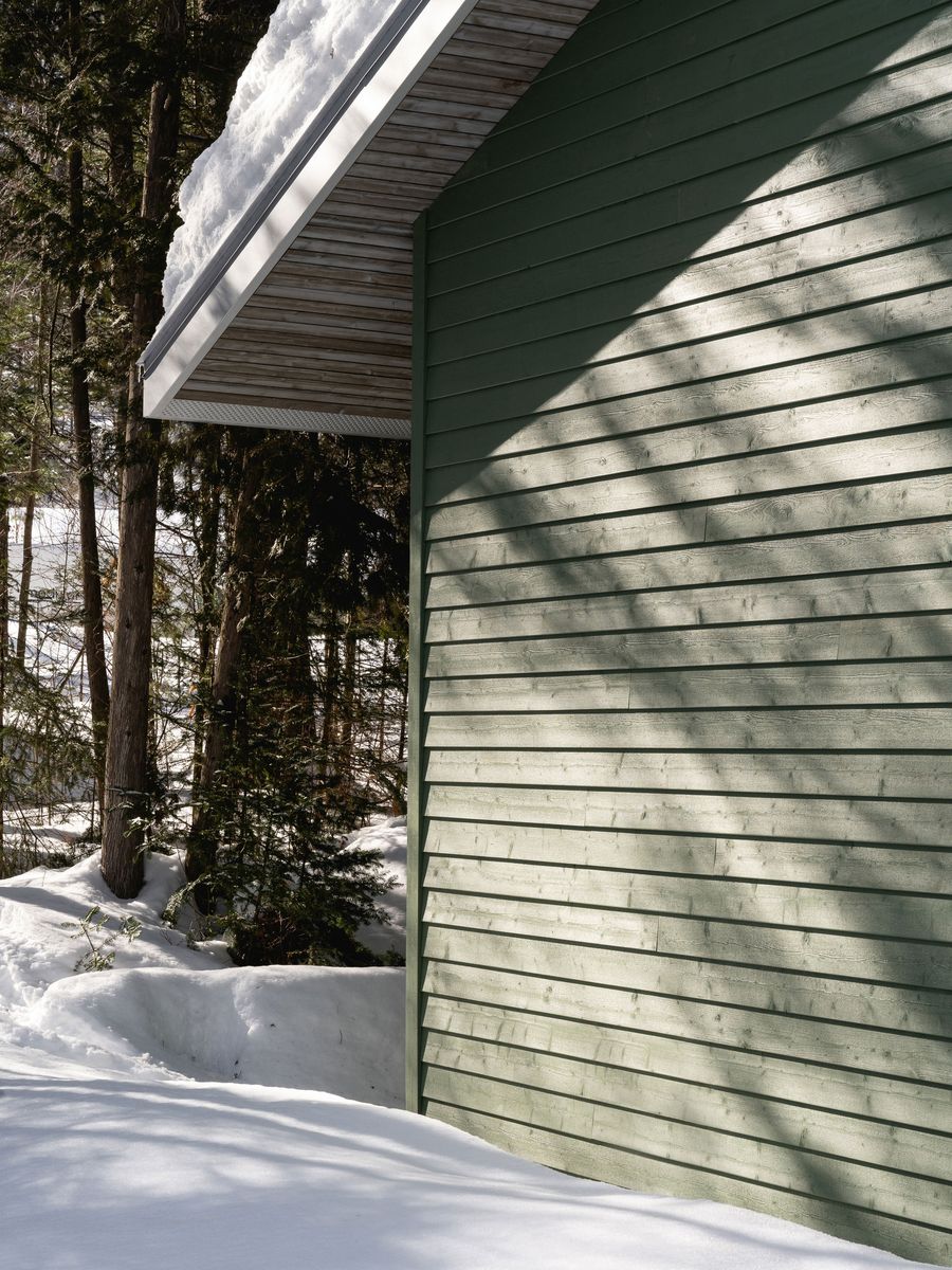 Finition extérieur d'un projet de Maisons unifamiliales près de Saint-Jérôme/Blainville (Laurentides) de Atelier L'Abri