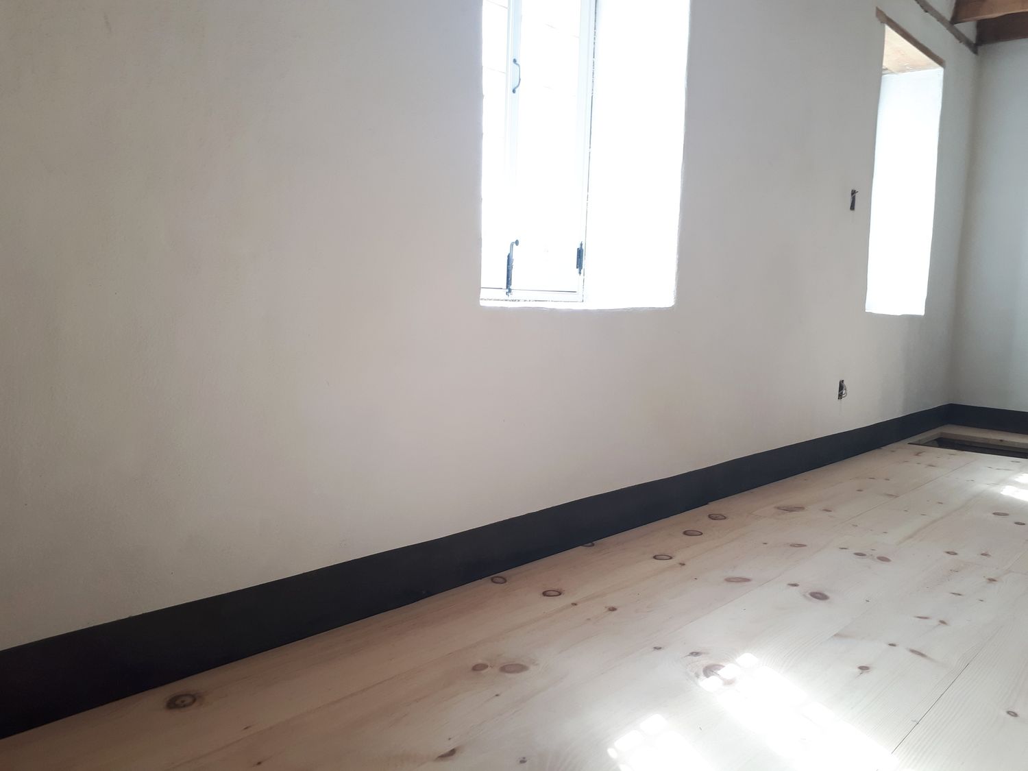 Construcción de interiores de casas de un proyecto de tipo Revestimientos naturales cerca de Montreal (Gran Montreal) por Distribution Tockay Inc